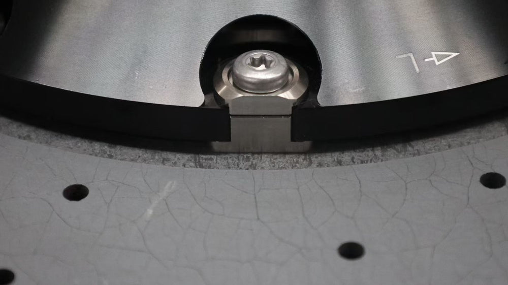 Carbon ceramic. The connection.