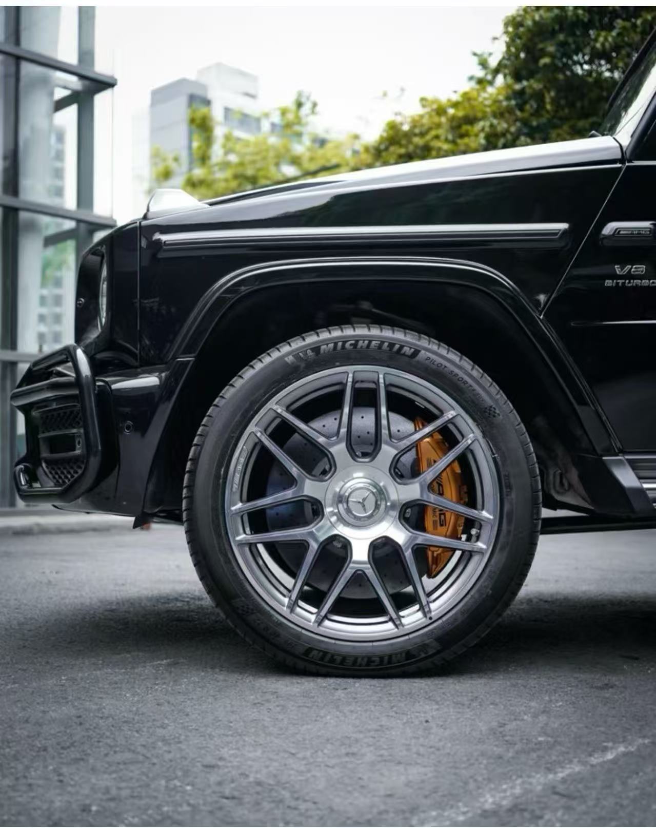 G63 front quarter and installed wheel